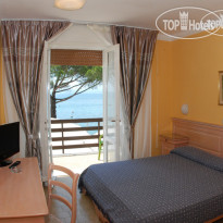 Esperia Hotel  