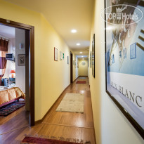 Sky Sleeping entrance
