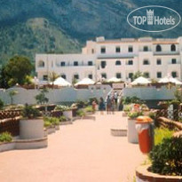 Saracen Sands Village 