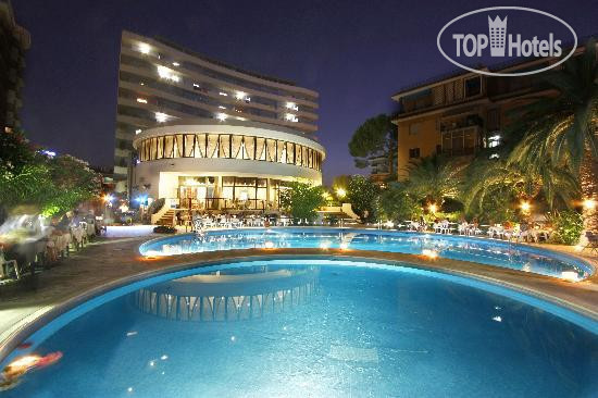 Hotel photo International 4*