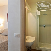 Collina Suites 