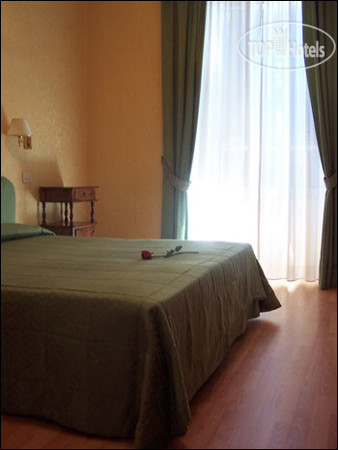 New photos from tourists Fiori 2*