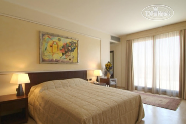 IH Hotels La Mela Roma
