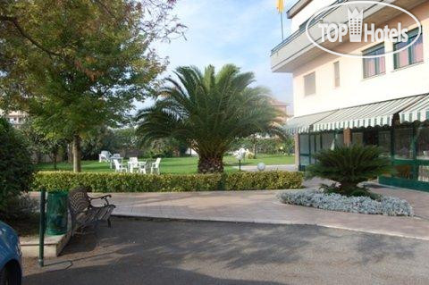 New photos from tourists Laurence Hotel 3*