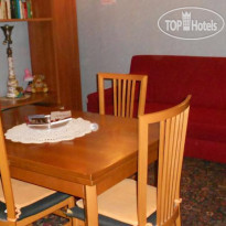 Angelica Holiday House 