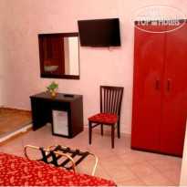 Antoniettas House 