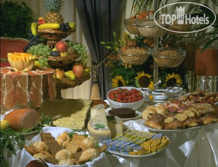 New photos from tourists Grand Tiberio 4*