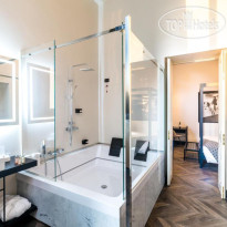 The H All Tailor Suite Roma 