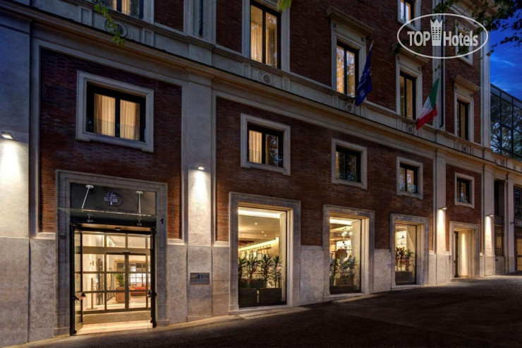 Hotel photo DoubleTree by Hilton Rome Monti 4*