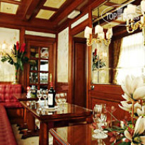 Champagne Palace