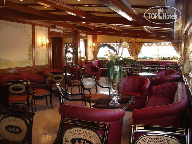 Champagne Palace