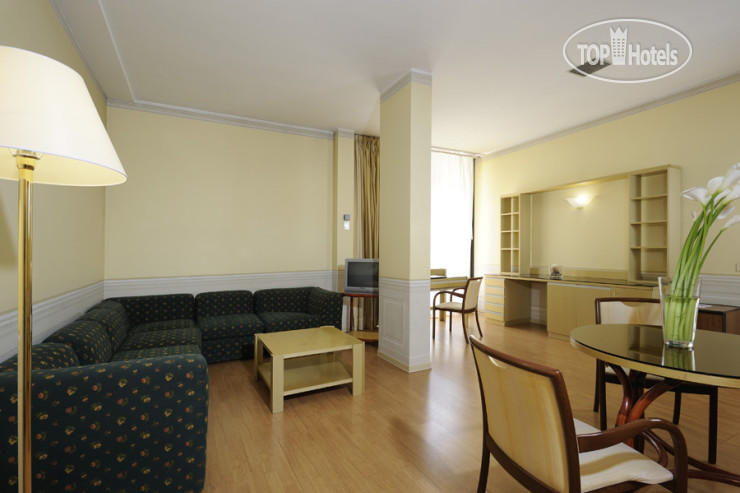 Hotel photo Mayfair Residence 4*