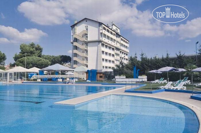 Hotel photo Aris Garden 4*