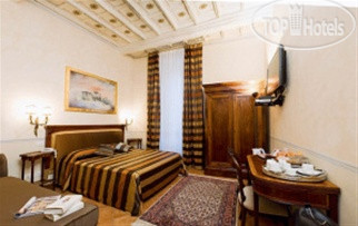 New photos from tourists La Papessa
