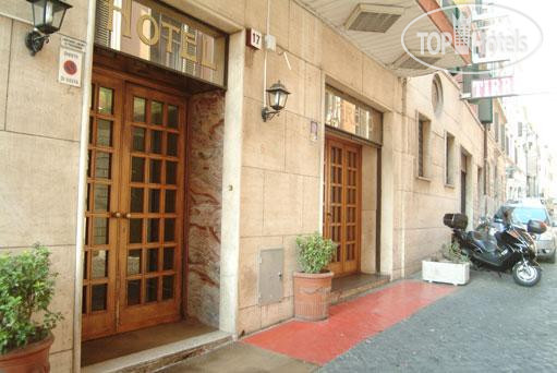 Hotelier's photos Tirreno 3*