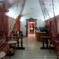 Center3