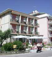 Hotel photo Karibe 2*