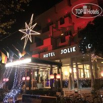Jolie Hotel