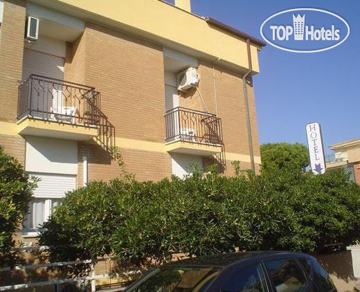 New photos from tourists Le Onde 2*