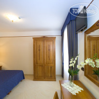 Ulisse Deluxe Hostel 