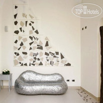 Seven Hostel