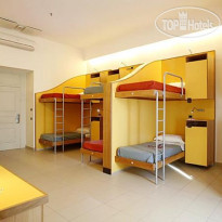 Seven Hostel