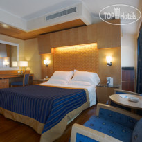 Jolly Hotel Marina Genoa 