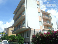 Capri 3*