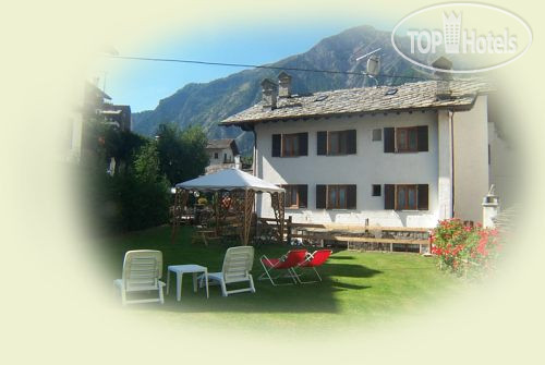 Hotel photo Meuble Laurent hotel Courmayeur 3*