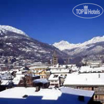 Omama Hotel 