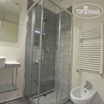 L Hotel