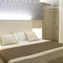 L Hotel