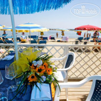 Club Hotel Bikini & Tropicana 