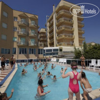 Club Hotel Bikini & Tropicana 