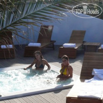 Club Hotel Bikini & Tropicana 