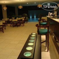 Byron Hotel  Ресторан и бар