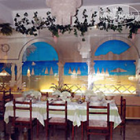 Alfredo's 