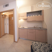B&H Hotel Residence Paradiso