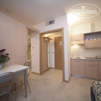 B&H Hotel Residence Paradiso