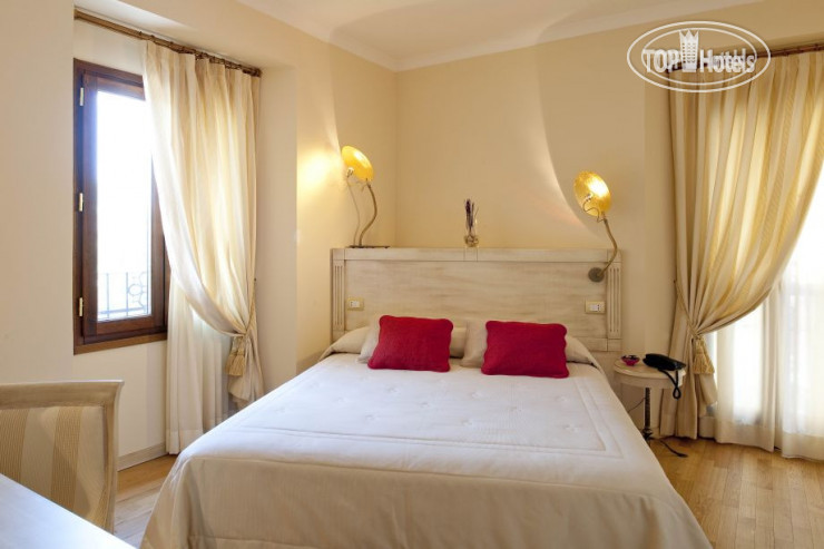 Hotel photo Oste del Castello 4*