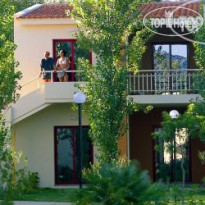 Calaserena Village