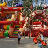 Calaserena Village