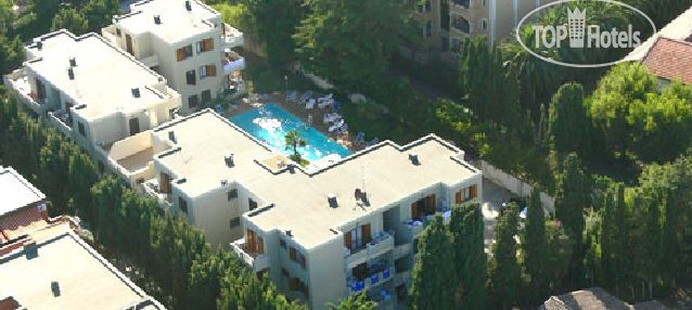 Hotelier's photos Residenza Gli Eucalipti 3*