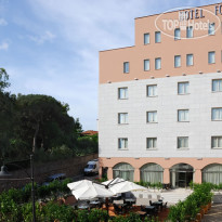 Hotel For You