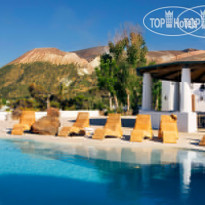 Mari del Sud Resort & Village