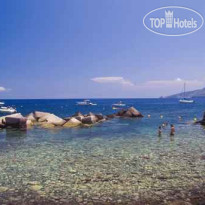 Mari del Sud Resort & Village