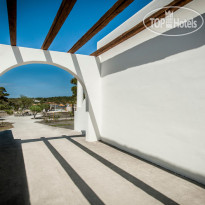 Mari del Sud Resort & Village