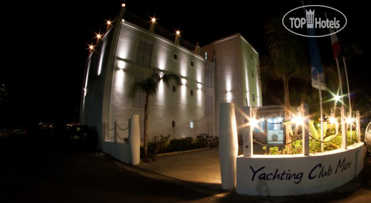 Yachting Club Mare