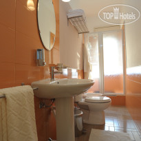 Mare Di Augusta La Finestra Sul Porto B&B Бежевый номер