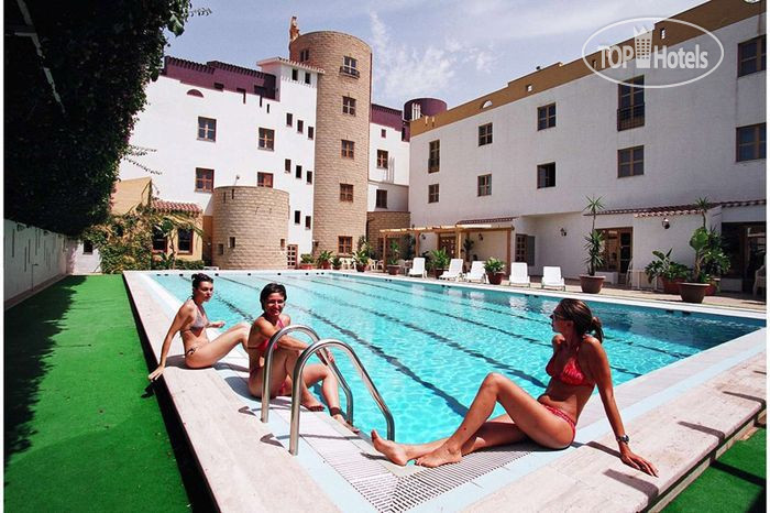 New photos from tourists Tre Torri 3*